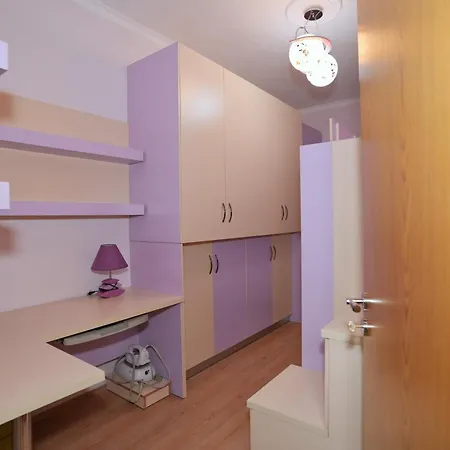 “apheartment Gjirokastra” Apartamento