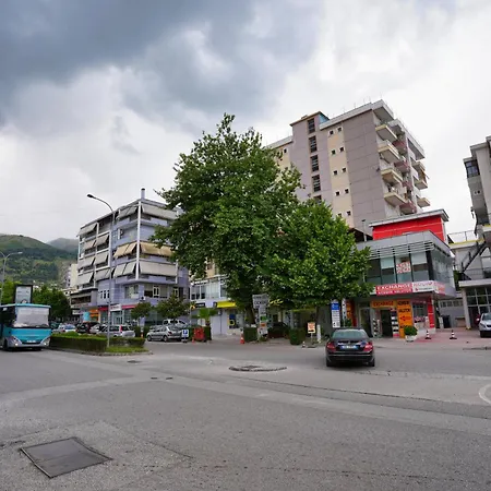 “apheartment Gjirokastra”